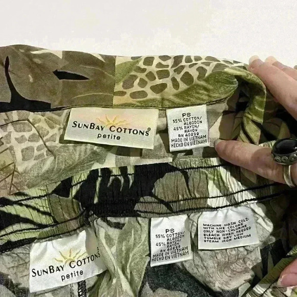 VTG SunBay Cottons Beach Animal Rayon Cruise Womens 2 PC Capris Pants Top Set - Picture 4 of 16